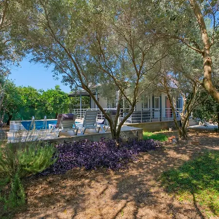 Avci Villa-fethiye 3+1 In Garden With Private Pool, 10 Minutes To The Villa *