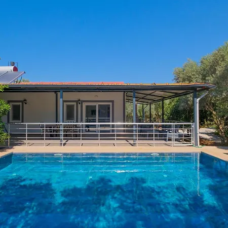 Avci Villa-fethiye 3+1 In Garden With Private Pool, 10 Minutes To The