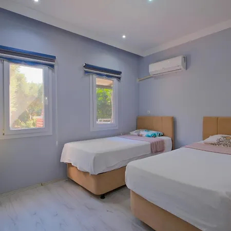 Avci Villa-fethiye 3+1 In Garden With Private Pool, 10 Minutes To The Фетхие
